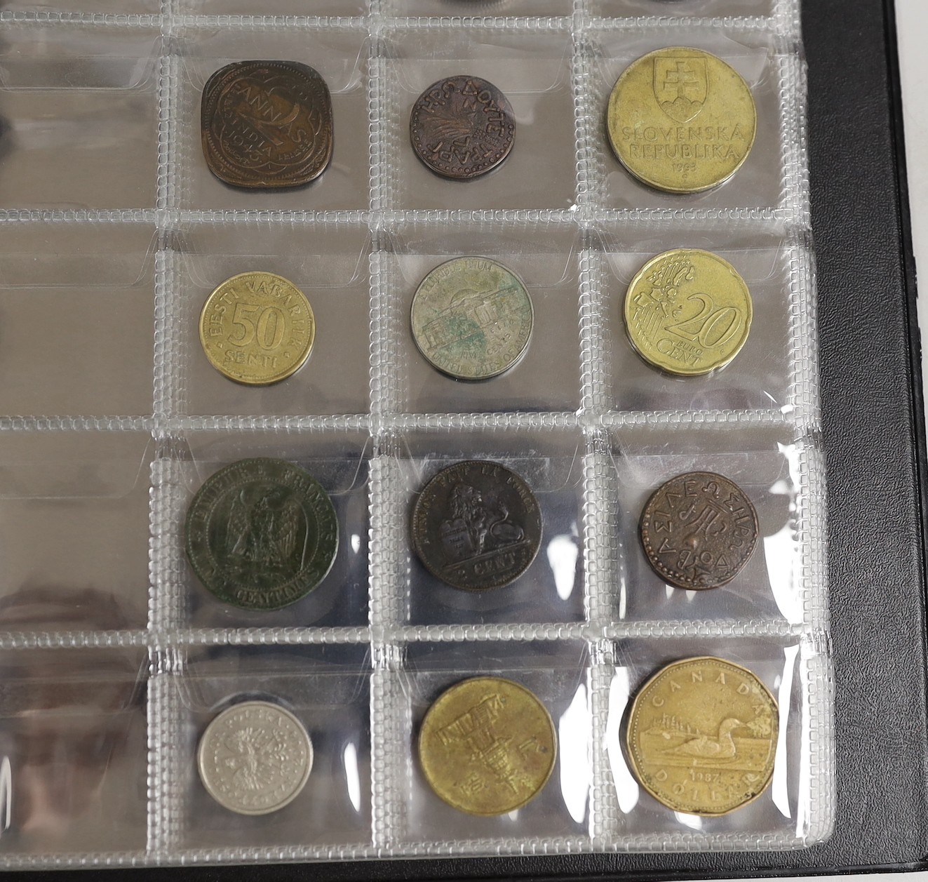 A collection of 20th century coinage